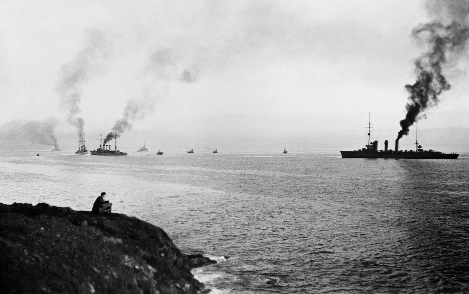 Emden, Frankfurt and Bremse entering Scapa Flow