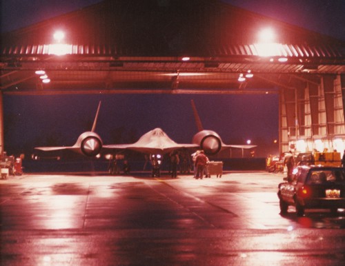 All buttoned down, 61-7964 prepares to leave the Det 4 barn on a Barents/Baltic Seas mission on 17 December 1987. Ground technicians would have begun their activities 4½ hours earlier. Their first task was to warm the tar-like engine oil prior to start up, which in UK winter temperatures cooled to a solid mass. (Paul Crickmore)